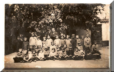 Ecole des Garçons 1930.jpg (1148883 octets)
